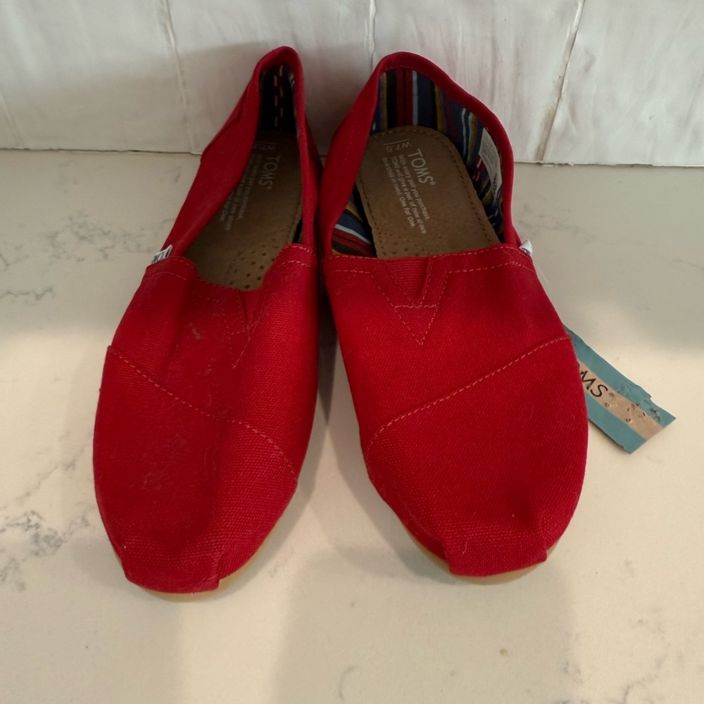 Toms Classic Canvas SlipOn